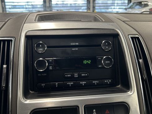 Used 2010 Ford Edge Limited image 29