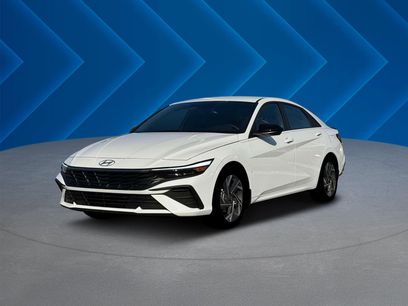 New 2025 Hyundai Elantra SEL