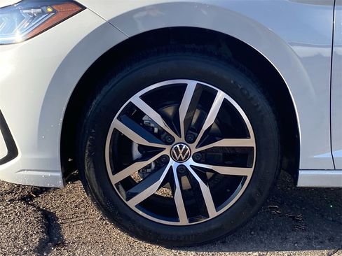 New 2026 Volkswagen Jetta SE image 6