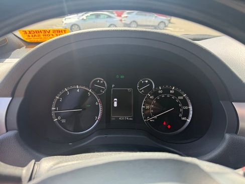 Used 2022 Lexus GX 460 Premium w/ Premium Package AWD/4WD image 10