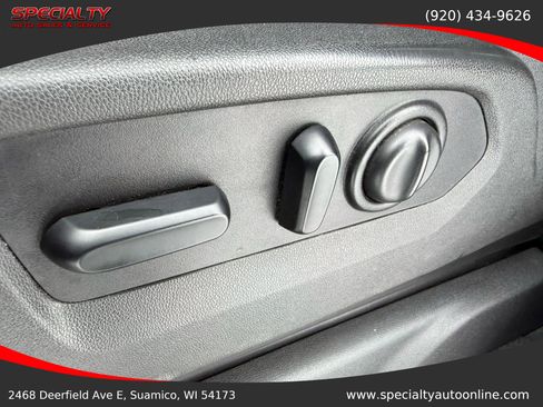 Used 2020 Chevrolet Silverado 1500 LT Trail Boss image 41