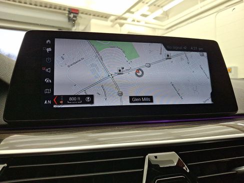 Used 2017 BMW 530i xDrive image 14