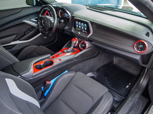 Used 2023 Chevrolet Camaro LT w/ Technology Package RWD image 27