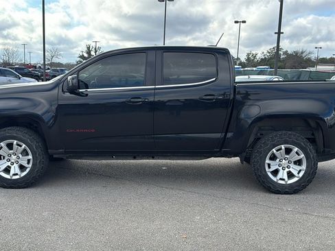 Used 2018 Chevrolet Colorado LT w/ LT Convenience Package image 10