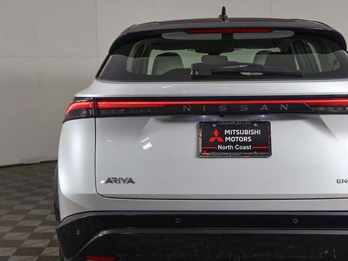 Used 2023 Nissan Ariya FWD image 17