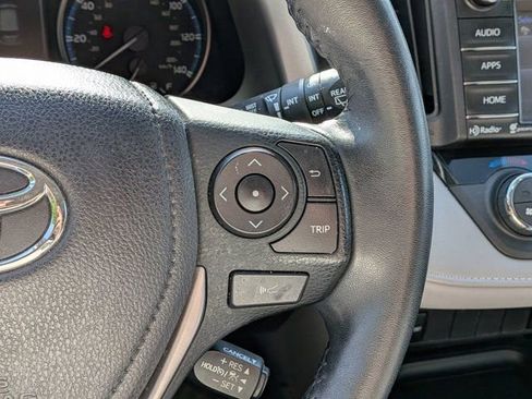 Used 2018 Toyota RAV4 XLE w/ Plus Extra Value Package AWD/4WD image 20