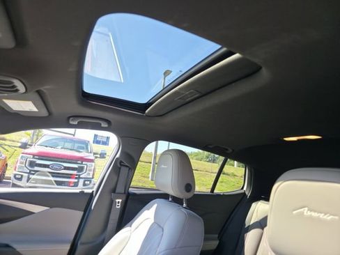 Used 2025 Buick Envista Avenir image 13