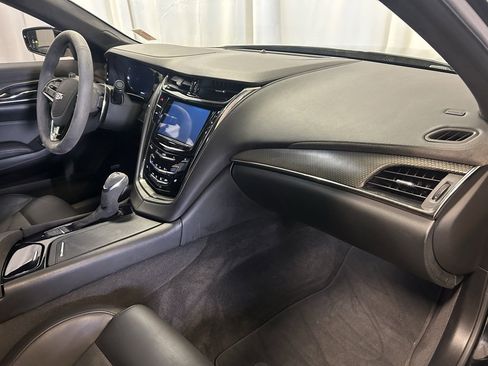 Used 2016 Cadillac CTS V w/ Carbon Fiber Package image 25