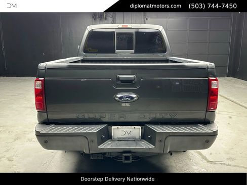 Used 2016 Ford F250 Lariat w/ Lariat Interior Package image 5