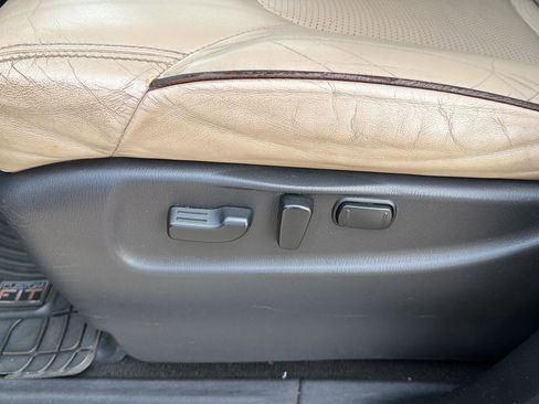 Used 2017 Nissan Armada Platinum w/ Captain Seat Package image 23