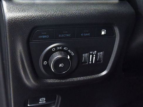 Used 2025 Jeep Grand Cherokee Limited 4xe AWD/4WD image 20