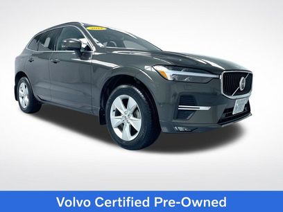 Used 2022 Volvo XC60 B5 Momentum