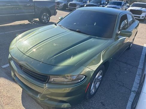 Used 2021 Dodge Charger SXT w/ Leather Interior Group image 34