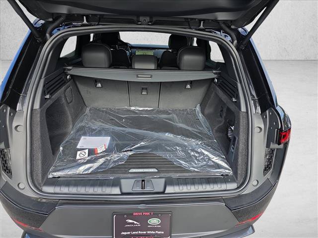 New 2027 Land Rover Range Rover Sport SE AWD/4WD image 12