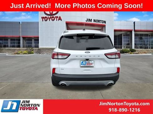 Used 2022 Ford Escape SE w/ Convenience Package FWD image 7