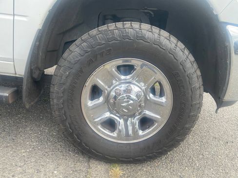Used 2017 RAM 2500 Tradesman w/ Chrome Appearance Group AWD/4WD image 19