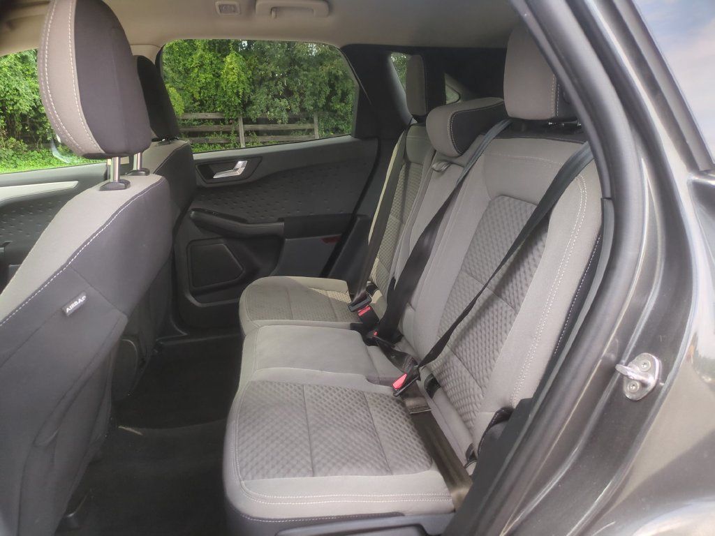 Used 2020 Ford Escape SE FWD image 14