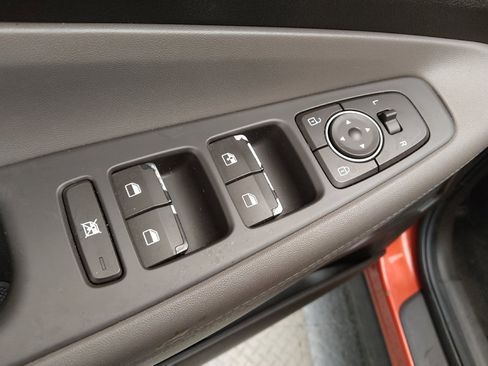 Used 2020 Hyundai Santa Fe SE w/ Cargo Package image 27