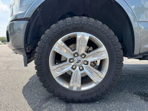 Used 2019 Ford F150 Platinum AWD/4WD image 11