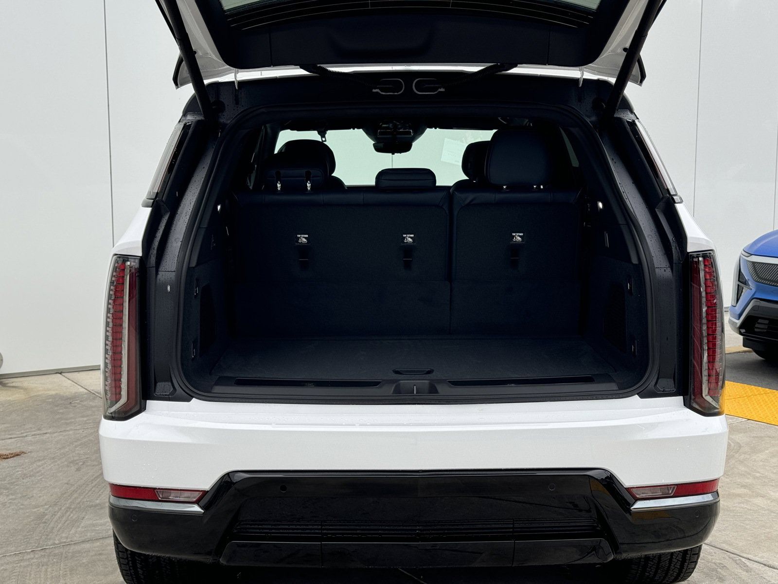 New 2025 Cadillac Escalade IQ Sport 2 AWD/4WD image 9