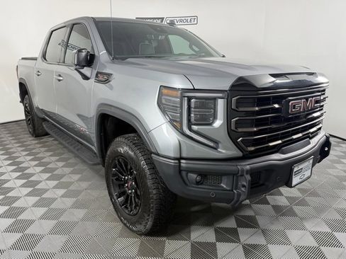 Used 2023 GMC Sierra 1500 AT4X image 8