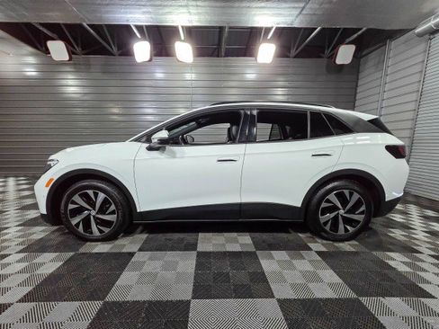 Used 2023 Volkswagen ID.4 2WD image 8