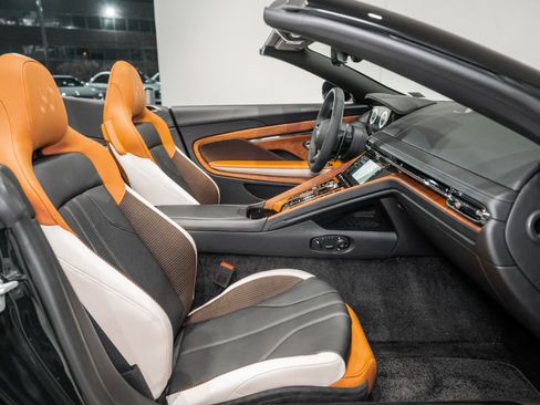 New 2026 Aston Martin DB12 Convertible image 16