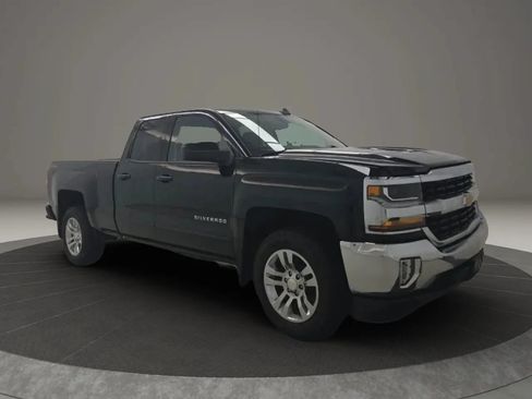 Used 2019 Chevrolet Silverado 1500 LT w/ All Star Edition AWD/4WD image 4