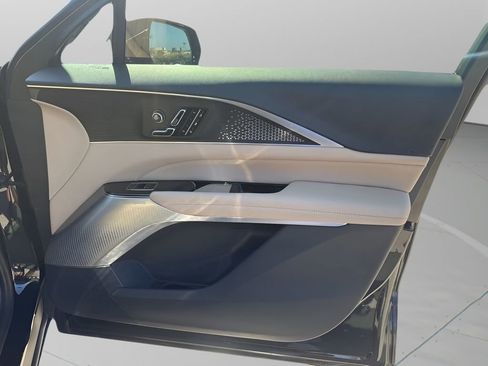 New 2026 Cadillac Lyriq Signature Luxury w/ Nappa Leather Package AWD/4WD image 34