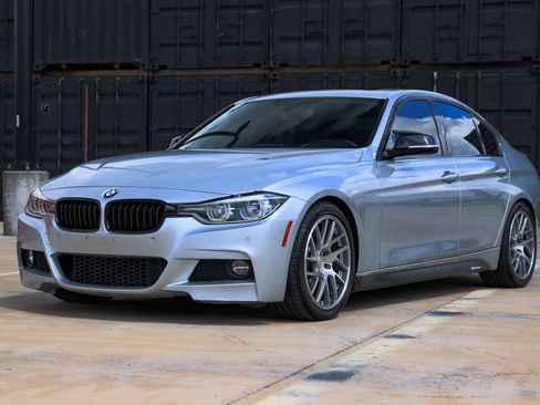 Used 2017 BMW 340i Sedan image 4