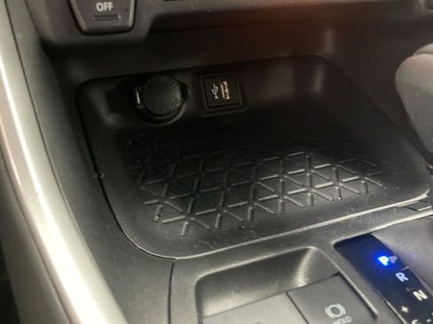 Used 2024 Toyota RAV4 LE image 11