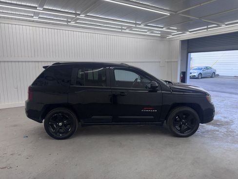 Used 2014 Jeep Compass Latitude image 4