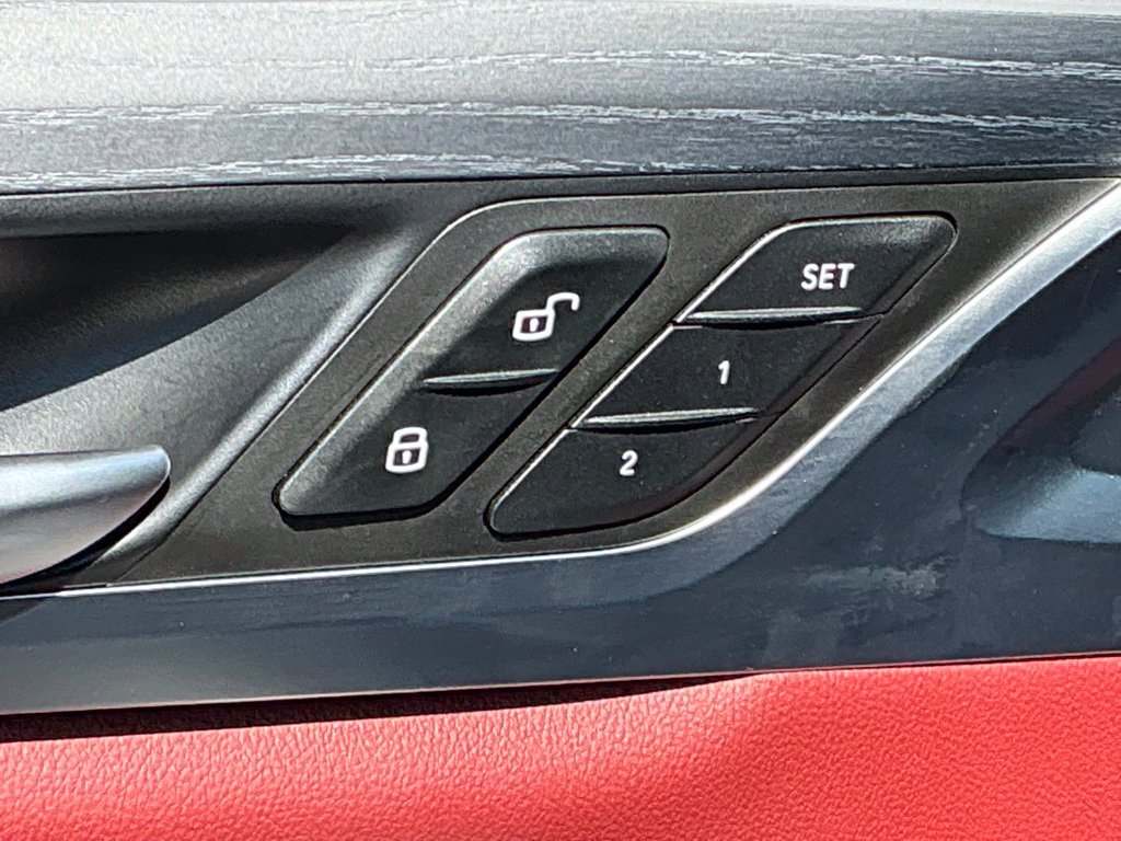 Used 2024 BMW X4 xDrive30i w/ Premium Package AWD/4WD image 14
