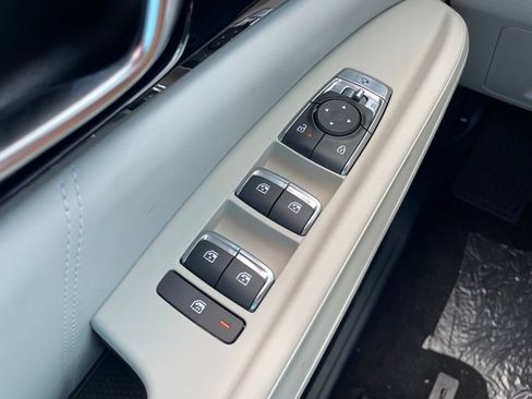 New 2027 Kia Carnival SX Prestige FWD image 26