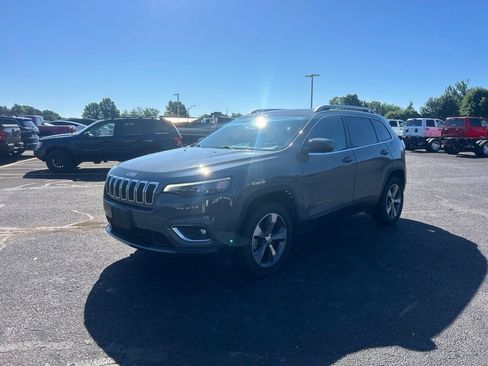Certified 2019 Jeep Cherokee Limited AWD/4WD image 5
