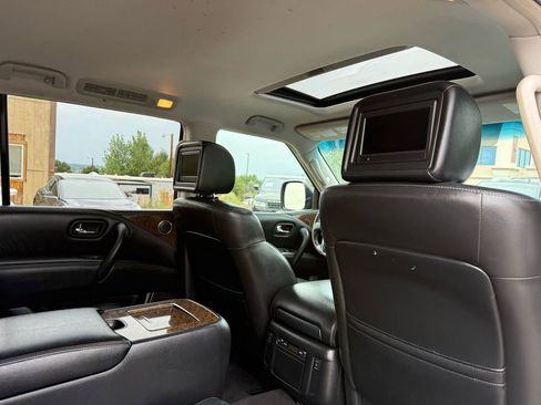 Used 2016 INFINITI QX80 Luxe w/ 22" Wheel Package image 24