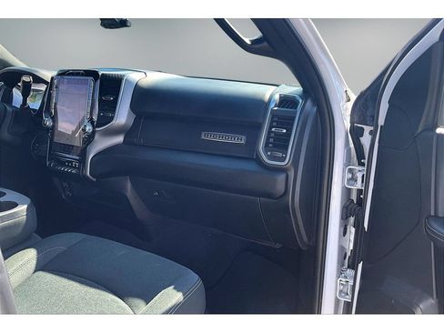 Used 2025 RAM 2500 Big Horn AWD/4WD image 27
