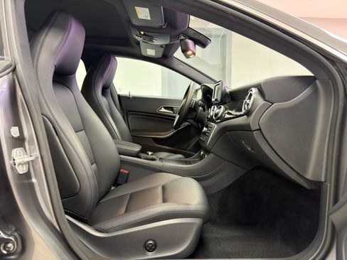 Used 2014 Mercedes-Benz CLA 250 image 10