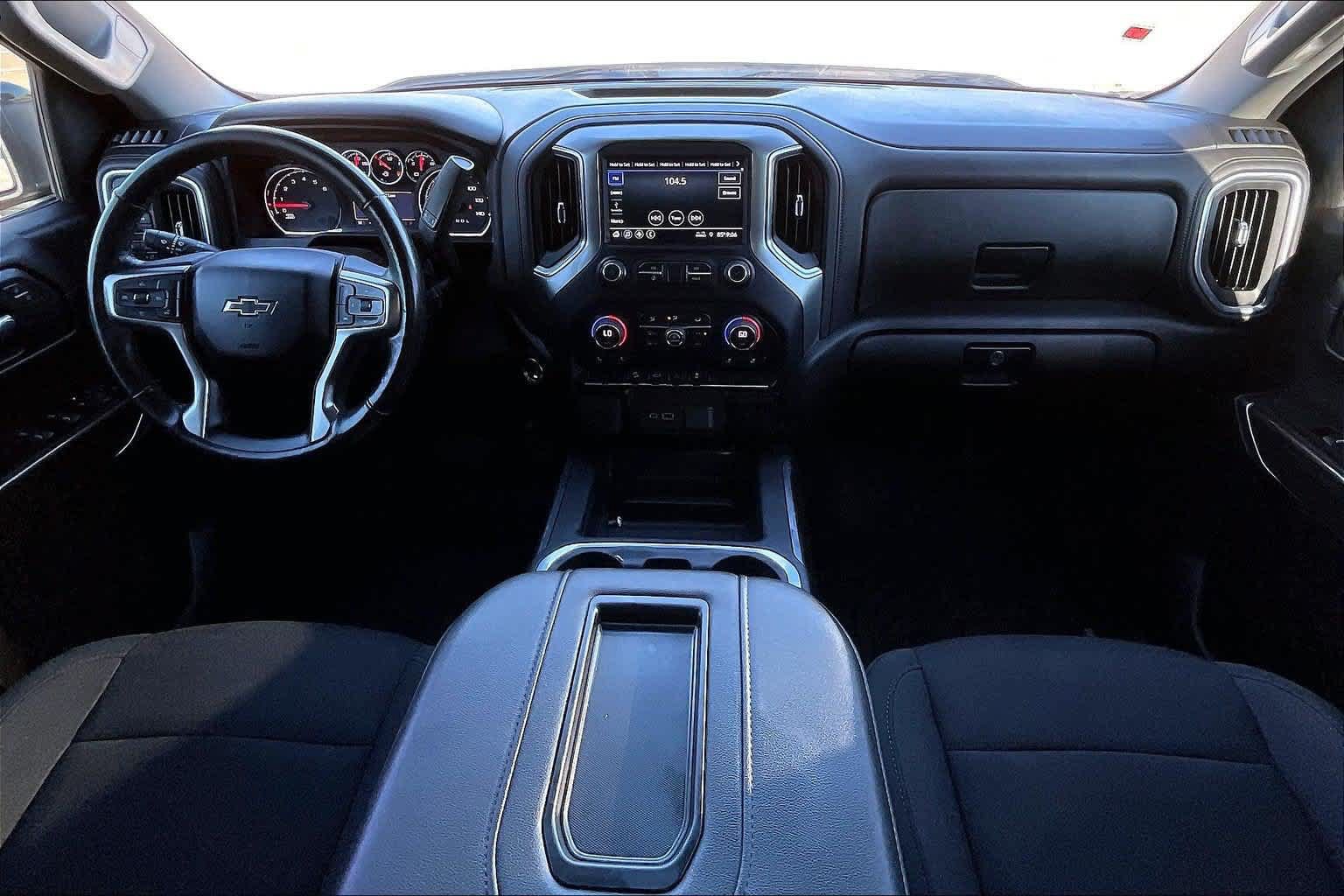 Used 2021 Chevrolet Silverado 1500 LT Trail Boss w/ Bed Protection Package AWD/4WD image 9