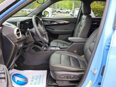 Certified 2024 Chevrolet TrailBlazer ACTIV w/ Convenience Package FWD image 11