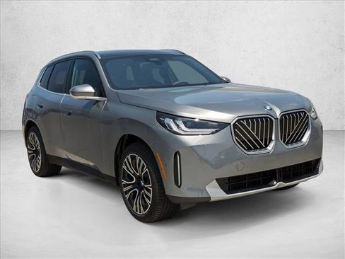 Used 2025 BMW X3 xDrive30i w/ Convenience Package image 7