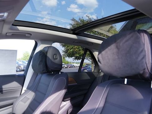 New 2026 Mercedes-Benz GLE 450 4MATIC image 16