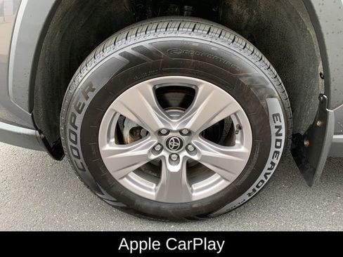 Used 2023 Toyota RAV4 XLE image 10