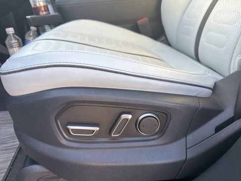 Used 2023 Rivian R1S Adventure image 54