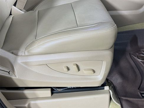 Used 2018 Chevrolet Tahoe Premier image 25