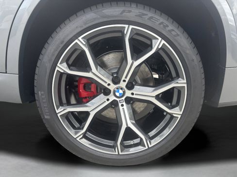 Used 2026 BMW X5 xDrive40i w/ M Sport Package image 7