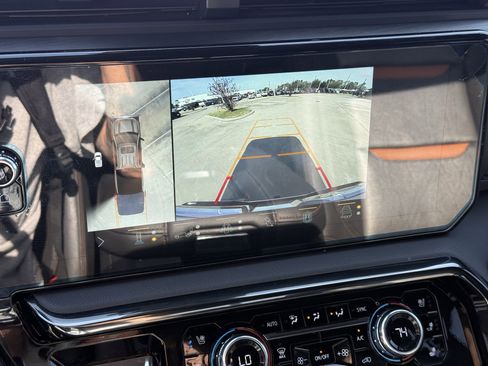 Used 2022 GMC Sierra 1500 AT4 w/ AT4 Premium Package image 21