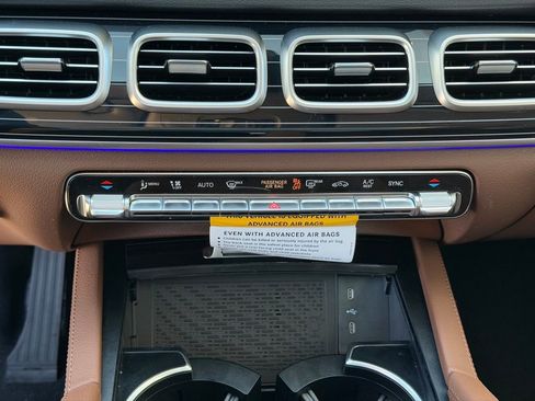 New 2026 Mercedes-Benz GLE 450 4MATIC image 32