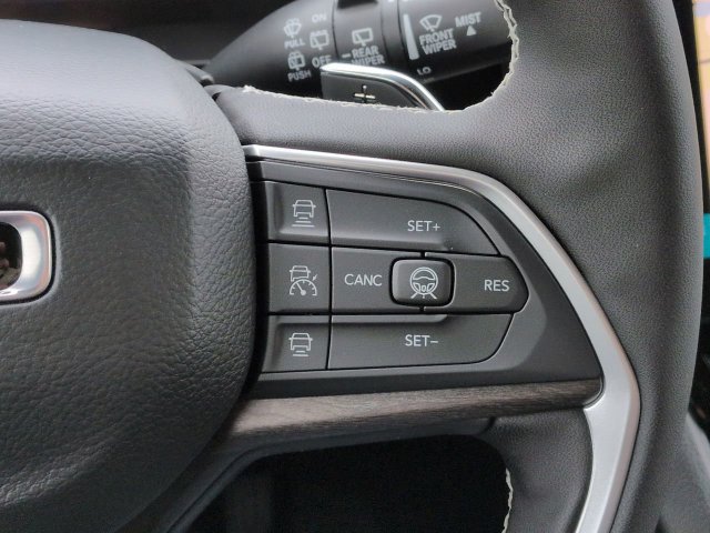 New 2026 Jeep Grand Cherokee Altitude RWD image 27
