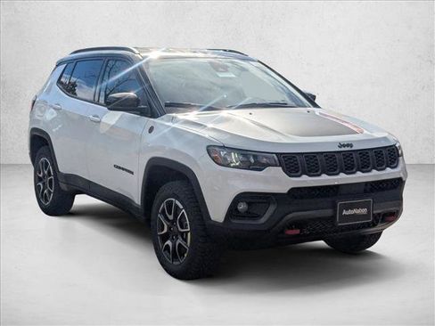 New 2026 Jeep Compass Trailhawk image 7